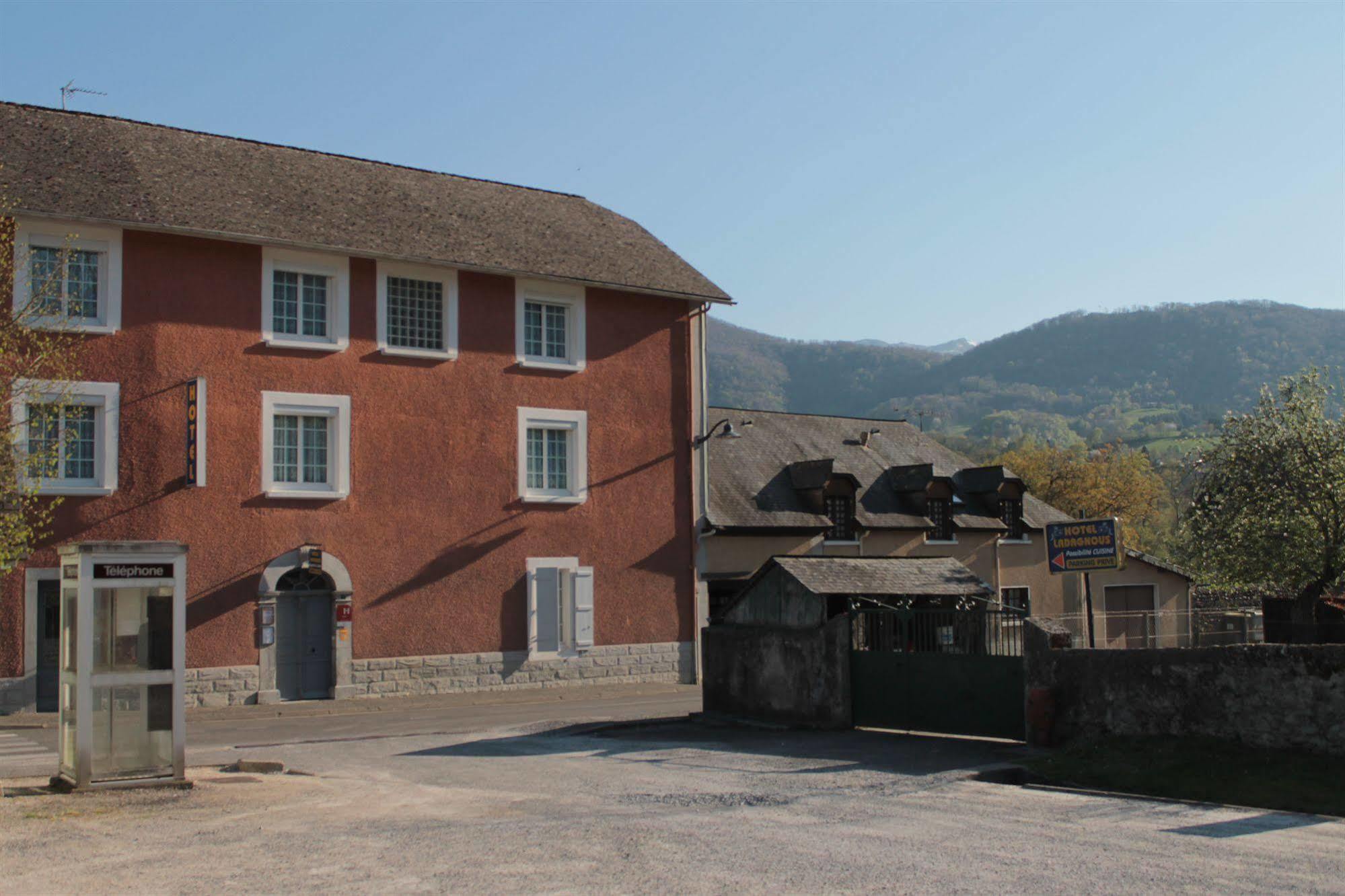 Hotel Ladagnous Peyrouse Esterno foto