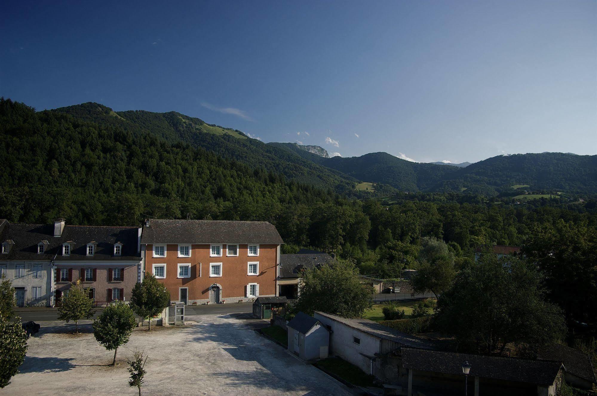 Hotel Ladagnous Peyrouse Esterno foto